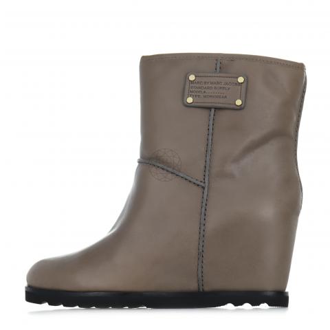 marc jacobs brown boots