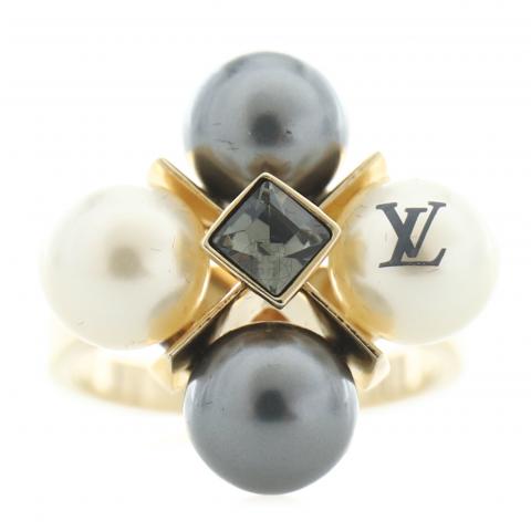Louis Vuitton Pearl Cry Me a River Ring Size 8 - Yoogi's Closet
