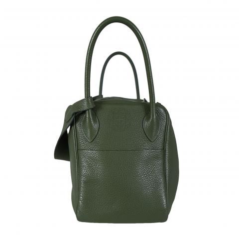 Hermes Lindy 34 Noir Taurillon Clemence Leather Shoulder Bag For Sale at  1stDibs