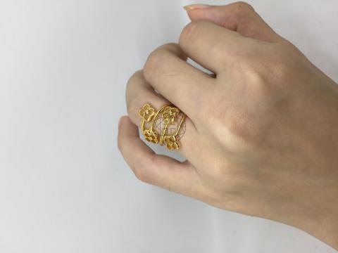 Louis Vuitton Flower Full Ring Metal Gold 935201