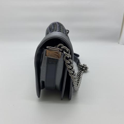 Large Product Preview Image 3