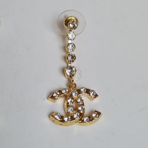 CHANEL - A21 S Dangle Drop Pearl CC Logo - Gold Earrings, CHANEL