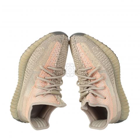 yeezy boost 350 v2 taupe