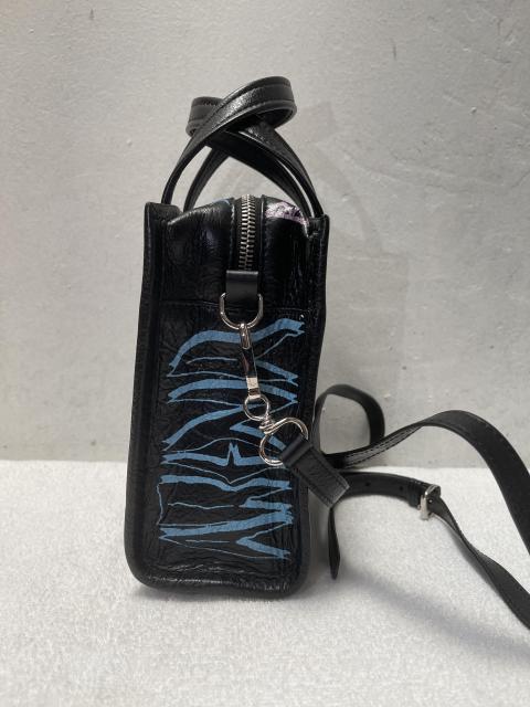 Large Product Preview Image 4