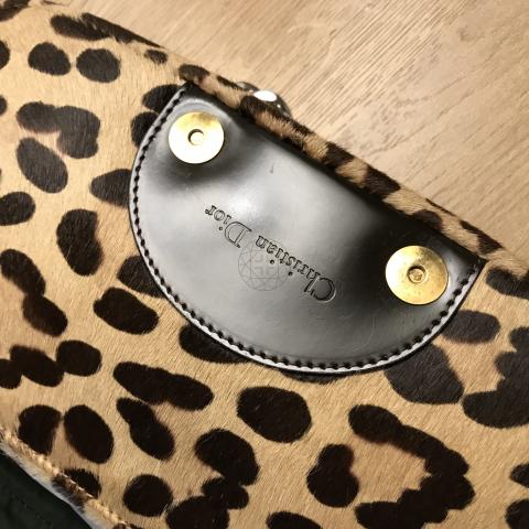 Large Product Preview Image 3