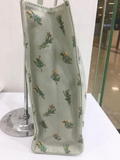 Large Product Preview Image 3