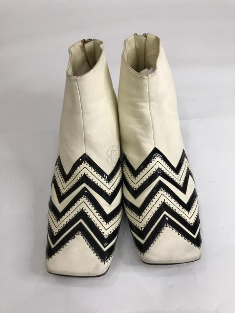 Large Product Preview Image 2