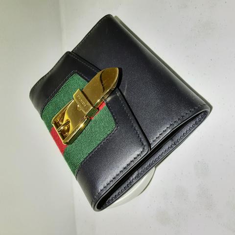 Large Product Preview Image 5