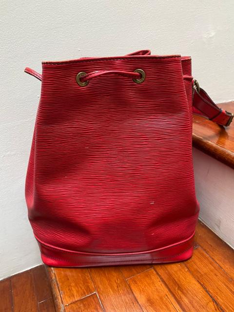 Louis Vuitton Vintage 1993 Tan Epi Leather Noe GM Bucket Bag – I