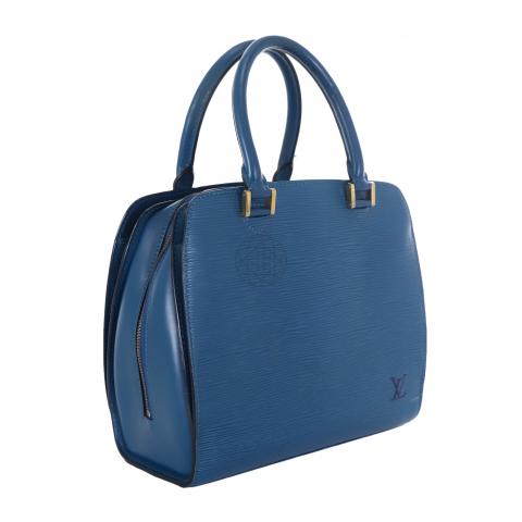Louis-Vuitton-Epi-Randonnee-PM-Laundry-Bag-Toledo-Blue-M52355