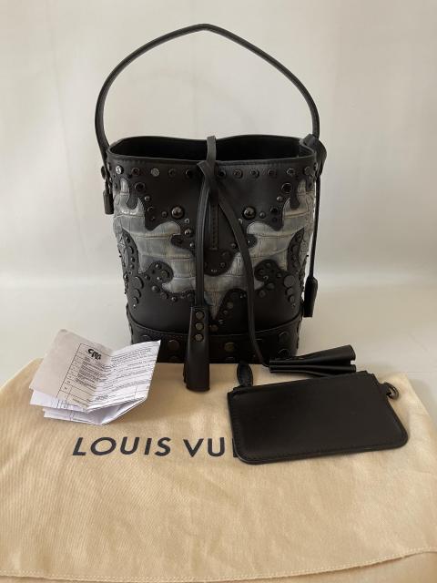 Large Product Preview Image 17