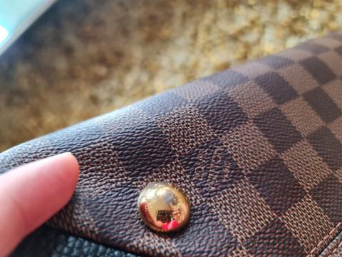 WHAT'S IN MY BAG PANDEMIC EDITION  LOUIS VUITTON BRITTANY DAMIER