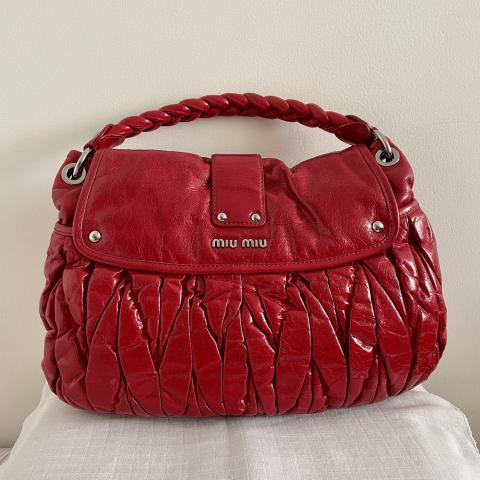 Bow bag leather handbag Miu Miu Red in Leather - 34994083