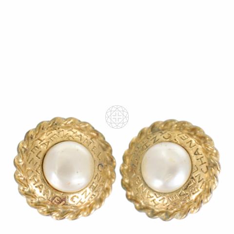 antique pearl clip on earrings