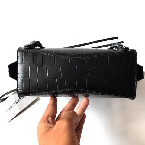 Large Product Preview Image 5