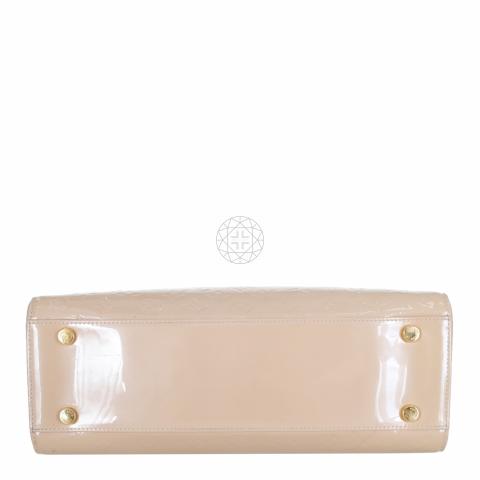 Louis Vuitton Brea GM Vernis handbag cream color USED