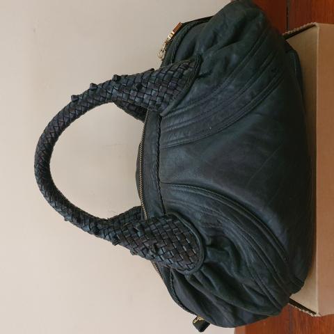 Large Product Preview Image 3
