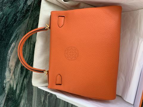 Hermès Kelly Bag 28 Orange Leather ref.585410 - Joli Closet