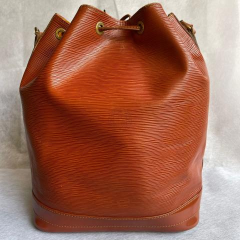 1990s Vintage LOUIS VUITTON Brown Epi Leather Noe GM Shoulder Bag at  1stDibs