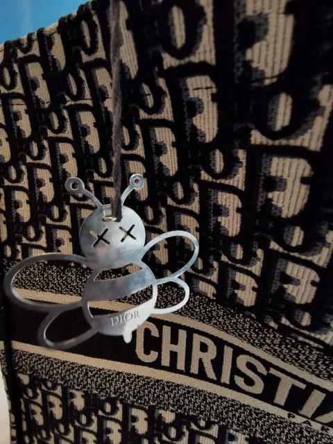 Large Product Preview Image 8