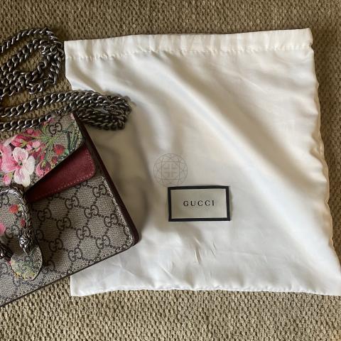 Gucci blooms best sale super mini bag