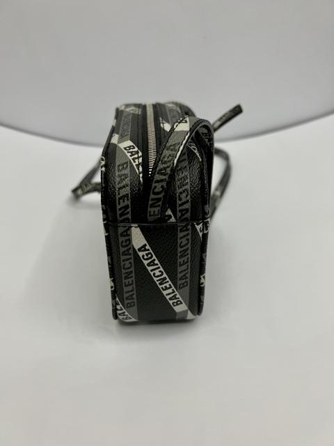 Large Product Preview Image 3