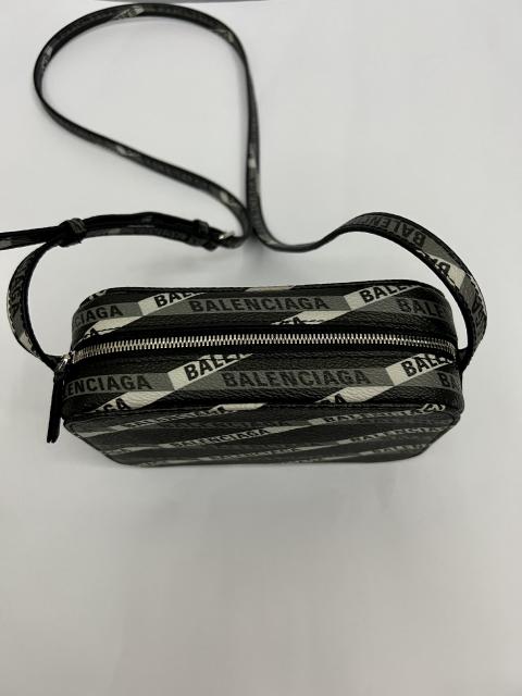 Large Product Preview Image 5