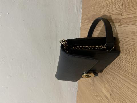 Large Product Preview Image 4