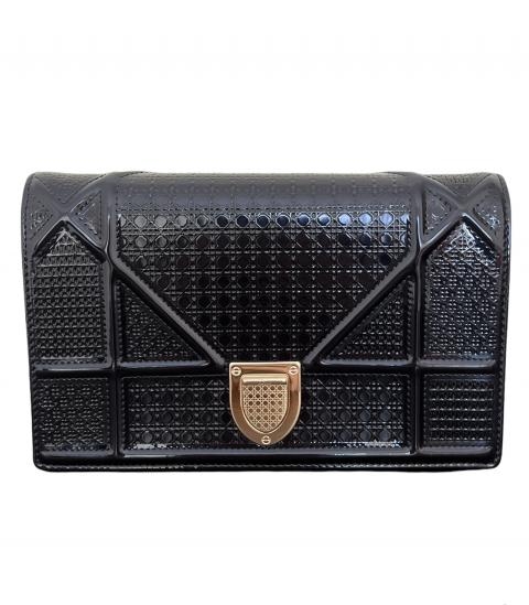 Christian dior diorama sale wallet on chain