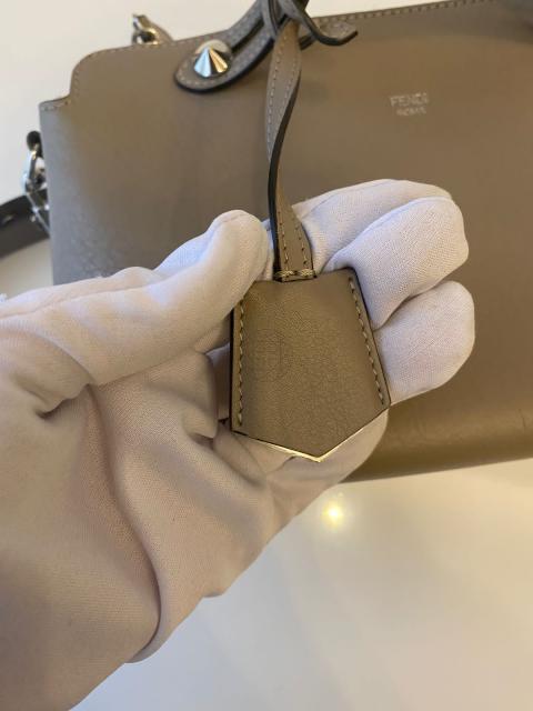 Large Product Preview Image 3