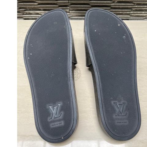 Louis Vuitton Waterfront Mule Eclipse LV Monogram Slides - Black Sandals,  Shoes - LOU580193