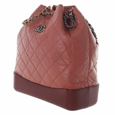 Chanel 19P Gabrielle Medium Backpack Pink Quilted Leather Bag NEW –  Celebrity Owned