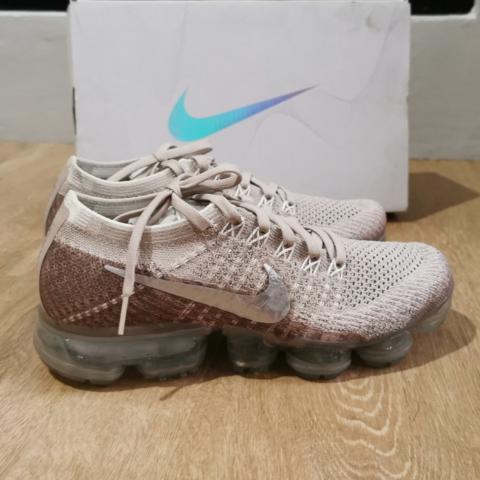 Nike vapormax sale nude