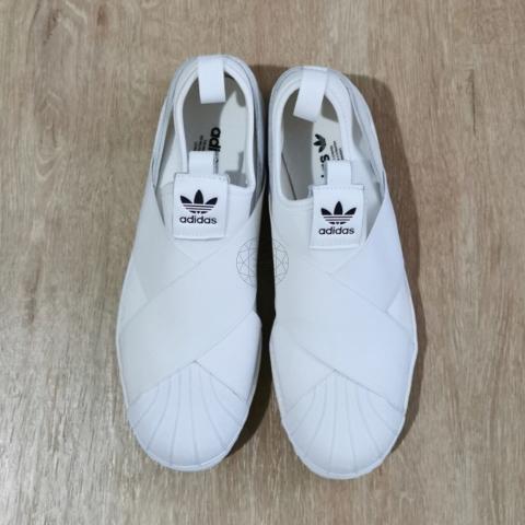 adidas gazelle silver green womens adidas Superstar Velcro Shoes White EF4838