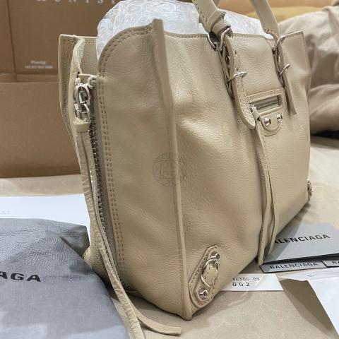 Large Product Preview Image 6
