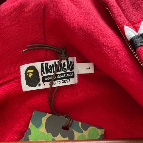 Fake red clearance bape hoodie