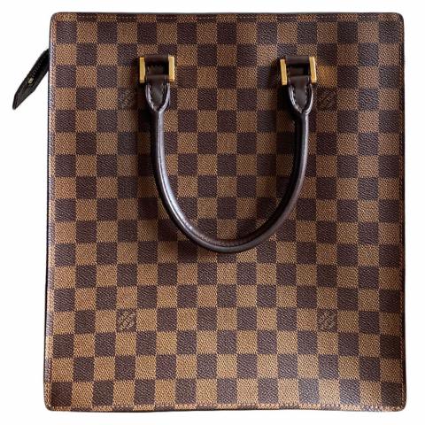 Louis Vuitton sac plat. Item not available on webstore, send us a