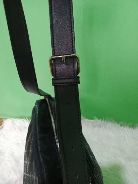 Large Product Preview Image 16