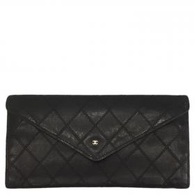 chanel quilted wallet