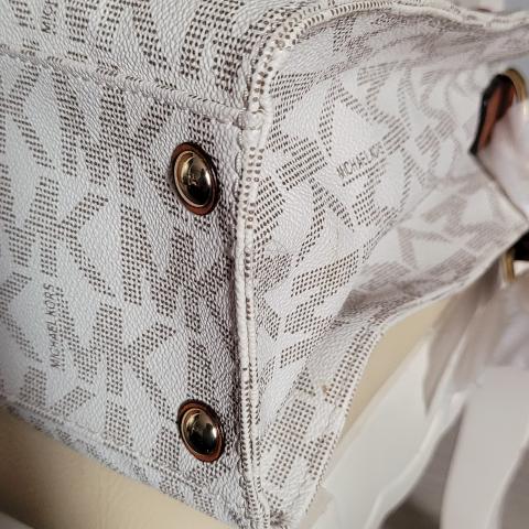 Large Product Preview Image 8