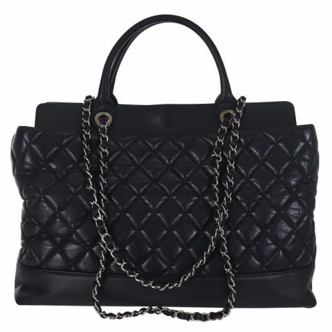 Sell Chanel Quilted Leather Be CC Large Tote Bag - Black