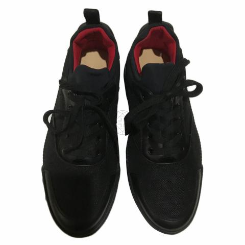 Pre-owned Christian Louboutin Aurelien Leather Low Trainers In Black