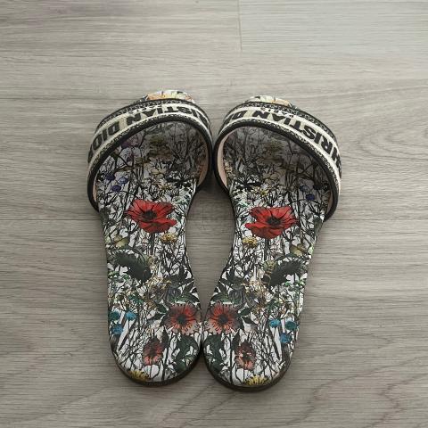 Large Product Preview Image 3