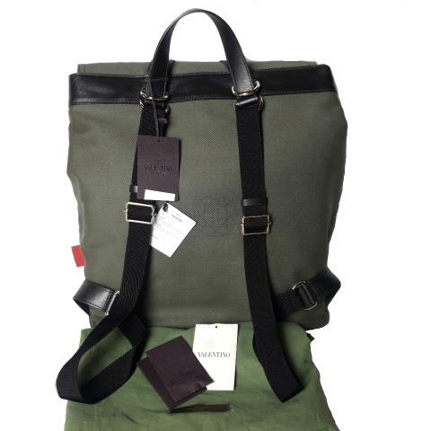 Valentino VLTN Backpack in Green Khaki Canvas Cloth ref.571449