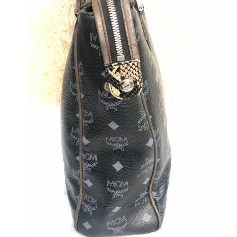 MCM Visetos Lion Princess Leather Tote Bag (SHG-31346) – LuxeDH