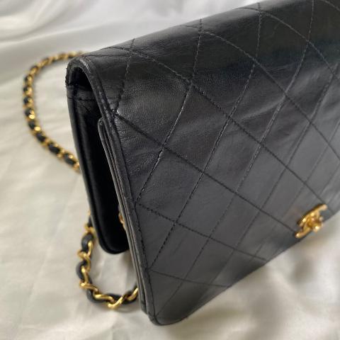 Sell Chanel Vintage Flap Bag - Black