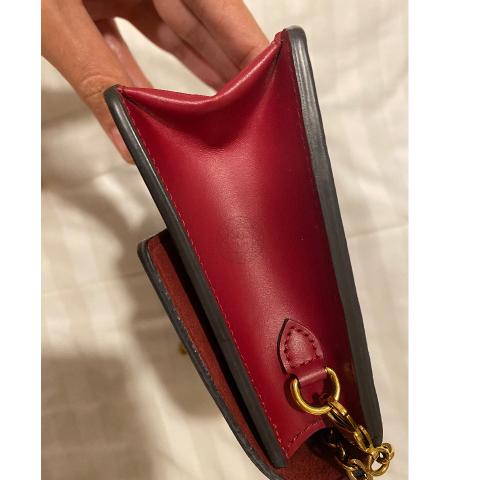 Louis Vuitton Flore Wallet On A Chain Crossbody/Clutch – My Sister's Closet  Consignment