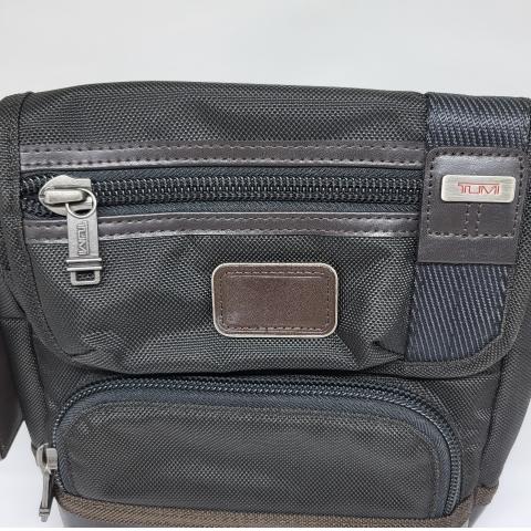 Tumi discount kerby crossbody