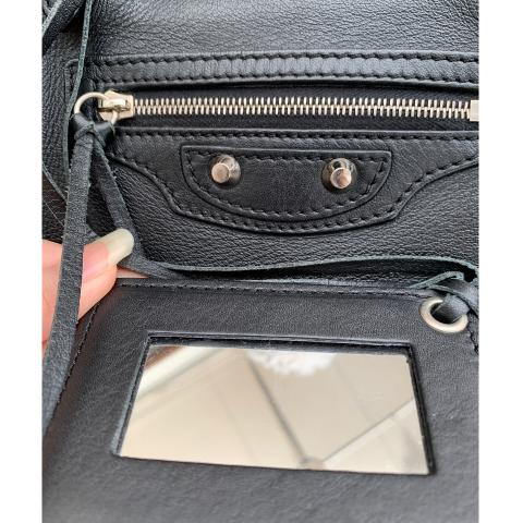 Balenciaga Papier A4 Leather Satchel (SHG-27524) – LuxeDH