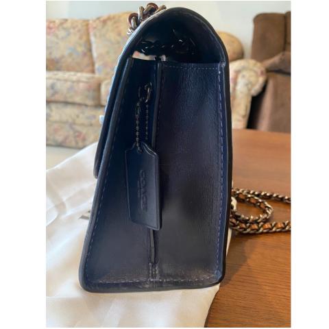 Large Product Preview Image 3